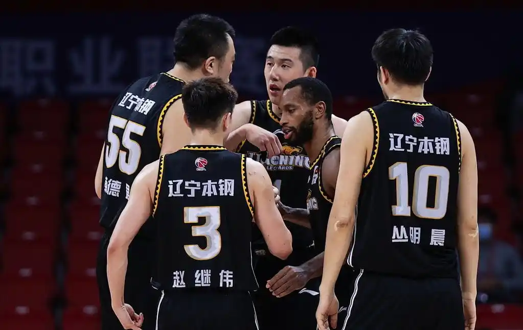 cba辽宁青岛_CBA俱樂部杯 遼甯男籃小组赛 青岛赛区