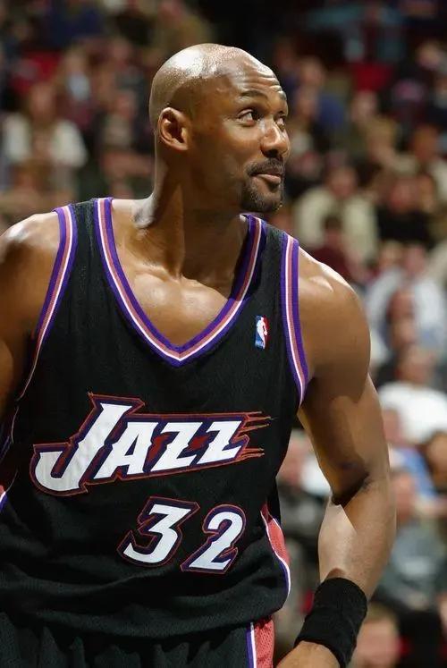 卡尔馬龍身体素质_卡尔馬龍职业生涯_nba馬龍