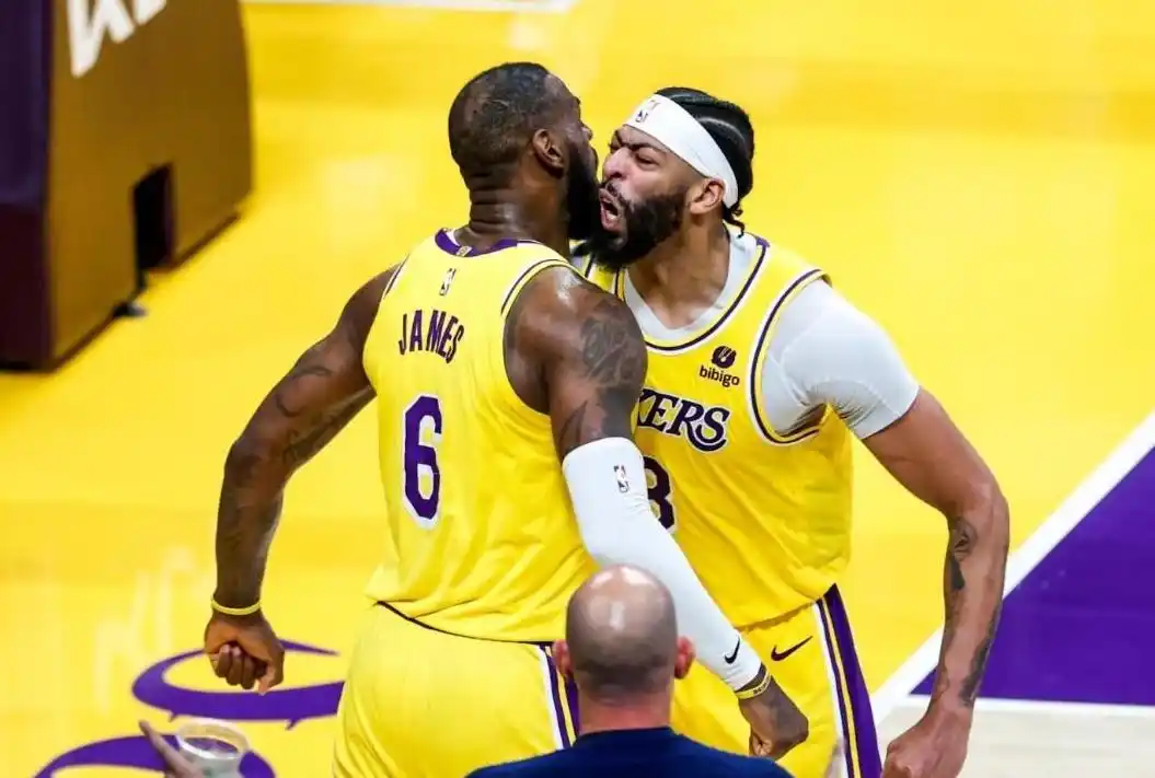 nba林書豪火箭_未被选秀球员在NBA的成功之路_林書豪NBA职业生涯