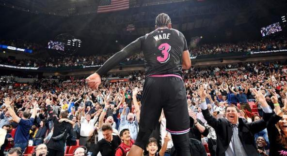 NBA最經典的10大慶祝動作，阿里纳斯嚣张，哈登的很喜感