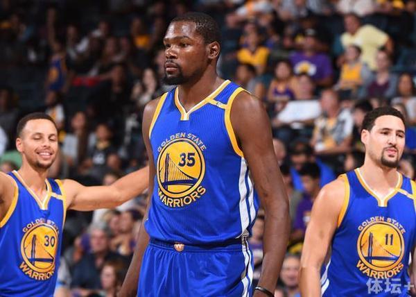 nba勇士特点_勇士队防守效率_勇士队问题分析