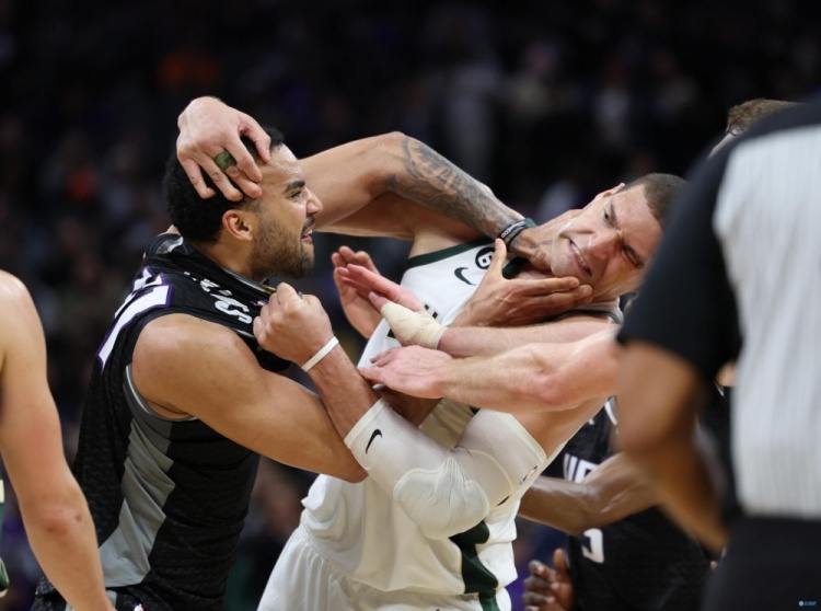 NBA常規賽沖突事件_最新nba打架_NBA球员打架集锦