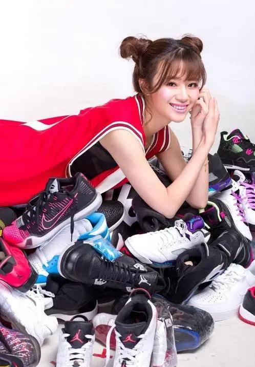 nba女主播小溢种子_徐小溢_:NBA女主播