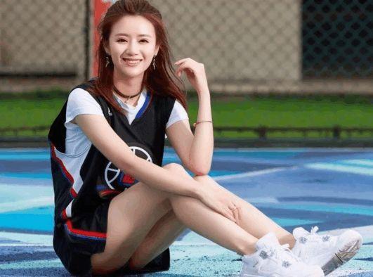 nba女主播小溢种子_:NBA女主播_徐小溢