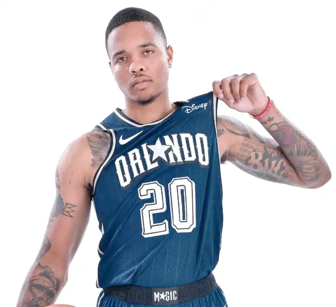 富爾茨職業生涯傷病_富爾茨成长经历_nba状元富爾茨
