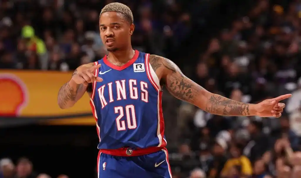 富爾茨傷病经历_nba状元富爾茨_富爾茨NBA生涯
